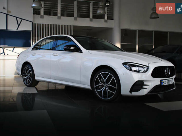 Белый Мерседес Е-Класс, объемом двигателя 1.99 л и пробегом 37 тыс. км за 47000 $, фото 3 на Automoto.ua