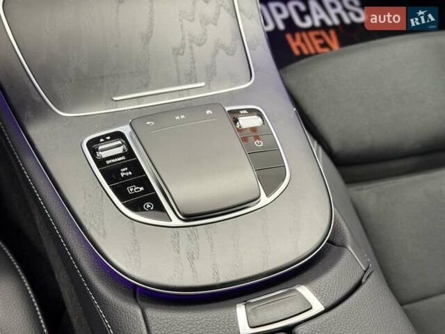 Белый Мерседес Е-Класс, объемом двигателя 1.95 л и пробегом 75 тыс. км за 52999 $, фото 53 на Automoto.ua