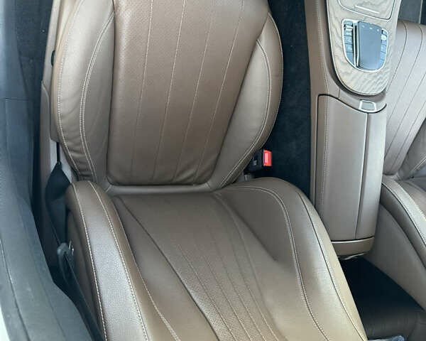 Белый Мерседес Е-Класс, объемом двигателя 1.99 л и пробегом 62 тыс. км за 71500 $, фото 19 на Automoto.ua