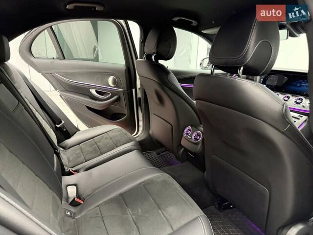 Белый Мерседес Е-Класс, объемом двигателя 1.95 л и пробегом 76 тыс. км за 49990 $, фото 31 на Automoto.ua