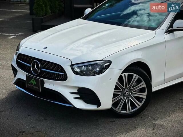 Белый Мерседес Е-Класс, объемом двигателя 3 л и пробегом 20 тыс. км за 55555 $, фото 9 на Automoto.ua