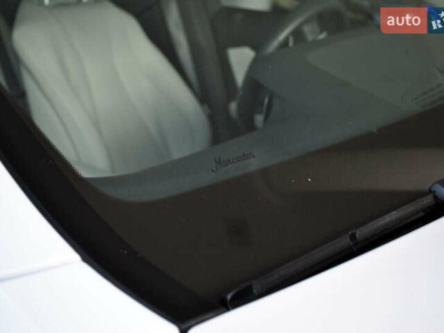 Белый Мерседес Е-Класс, объемом двигателя 1.99 л и пробегом 37 тыс. км за 47000 $, фото 22 на Automoto.ua