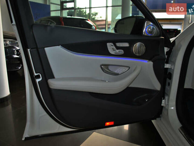 Мерседес Е-Класс 2022 в Ровно на Automoto.ua Белый Мерседес Е-Класс, объемом двигателя 1.99 л и пробегом 37 тыс. км за 47500 $, фото 24 на Automoto.ua