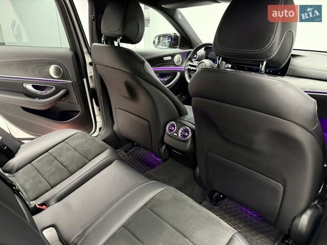 Белый Мерседес Е-Класс, объемом двигателя 1.95 л и пробегом 76 тыс. км за 49990 $, фото 32 на Automoto.ua