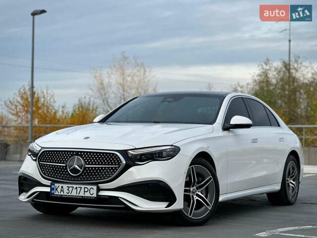 Белый Мерседес Е-Класс, объемом двигателя 1.99 л и пробегом 18 тыс. км за 98000 $, фото 8 на Automoto.ua