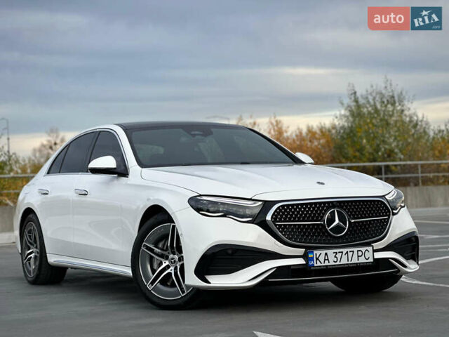 Белый Мерседес Е-Класс, объемом двигателя 1.99 л и пробегом 18 тыс. км за 98000 $, фото 16 на Automoto.ua