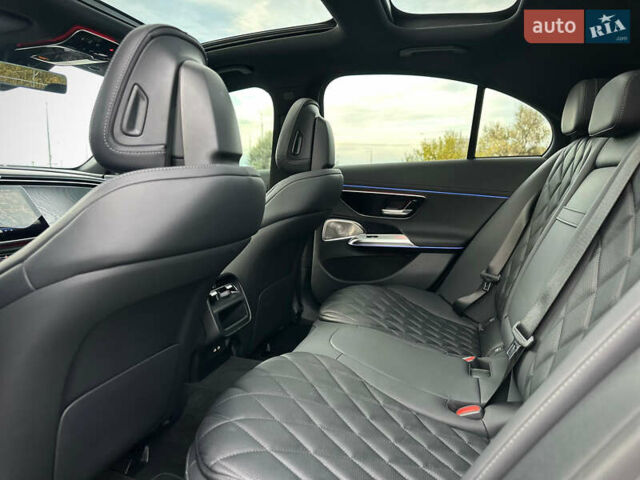 Белый Мерседес Е-Класс, объемом двигателя 1.99 л и пробегом 18 тыс. км за 98000 $, фото 94 на Automoto.ua