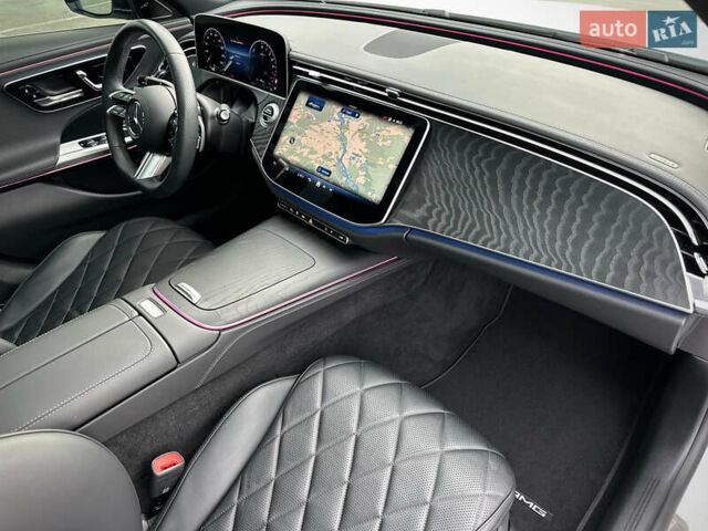 Белый Мерседес Е-Класс, объемом двигателя 1.99 л и пробегом 18 тыс. км за 98000 $, фото 73 на Automoto.ua