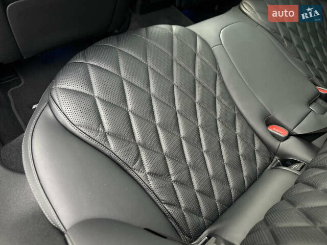 Белый Мерседес Е-Класс, объемом двигателя 1.99 л и пробегом 18 тыс. км за 98000 $, фото 90 на Automoto.ua