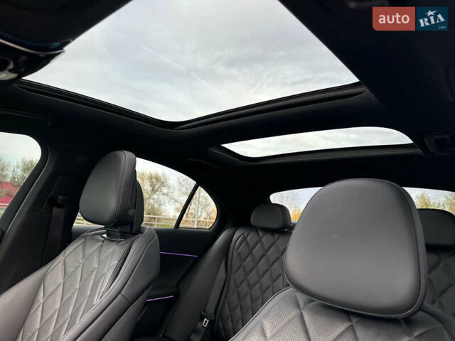 Белый Мерседес Е-Класс, объемом двигателя 1.99 л и пробегом 18 тыс. км за 98000 $, фото 68 на Automoto.ua