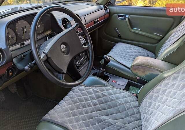 Белый Мерседес Е-Класс, объемом двигателя 2 л и пробегом 446 тыс. км за 1999 $, фото 2 на Automoto.ua