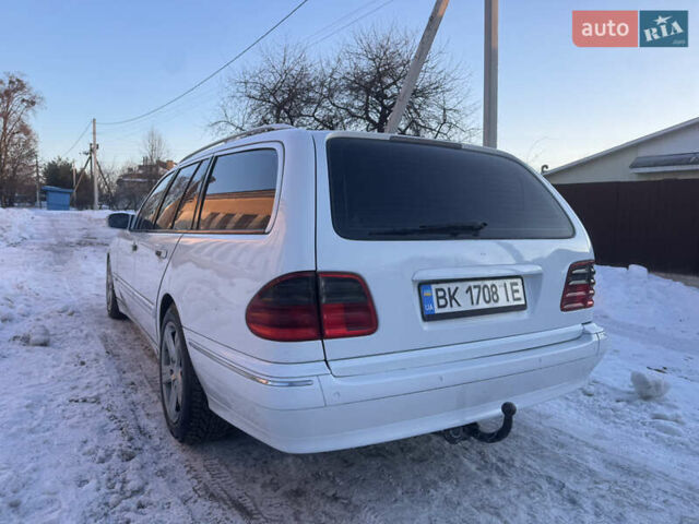 Білий Мерседес Е-Клас, об'ємом двигуна 3.22 л та пробігом 450 тис. км за 2666 $, фото 11 на Automoto.ua