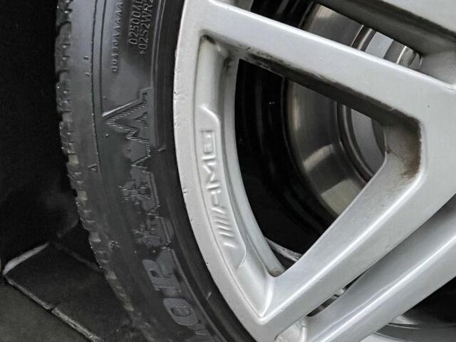 Белый Мерседес Е-Класс, объемом двигателя 3 л и пробегом 289 тыс. км за 12483 $, фото 7 на Automoto.ua