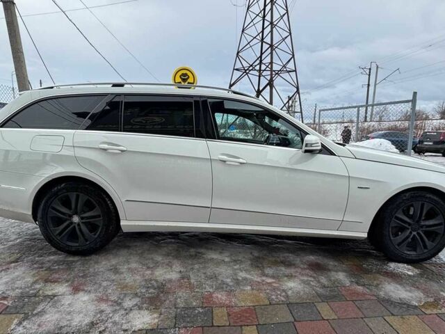 Білий Мерседес Е-Клас, об'ємом двигуна 0 л та пробігом 290 тис. км за 290 $, фото 6 на Automoto.ua