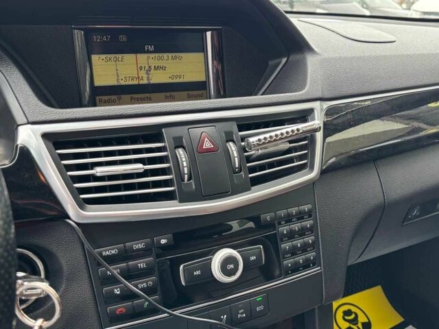 Білий Мерседес Е-Клас, об'ємом двигуна 0 л та пробігом 290 тис. км за 290 $, фото 11 на Automoto.ua