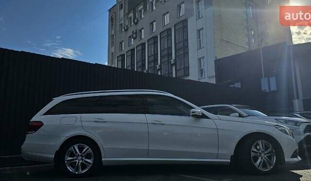 Белый Мерседес Е-Класс, объемом двигателя 2.1 л и пробегом 249 тыс. км за 15966 $, фото 7 на Automoto.ua