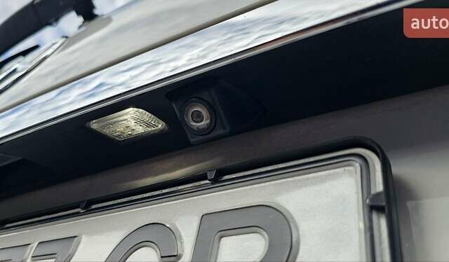 Белый Мерседес Е-Класс, объемом двигателя 2.1 л и пробегом 249 тыс. км за 15966 $, фото 27 на Automoto.ua