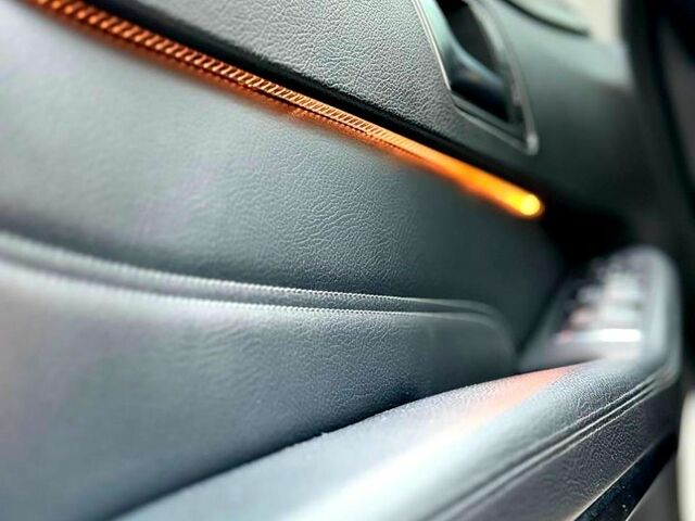 Белый Мерседес Е-Класс, объемом двигателя 2.2 л и пробегом 318 тыс. км за 14300 $, фото 6 на Automoto.ua