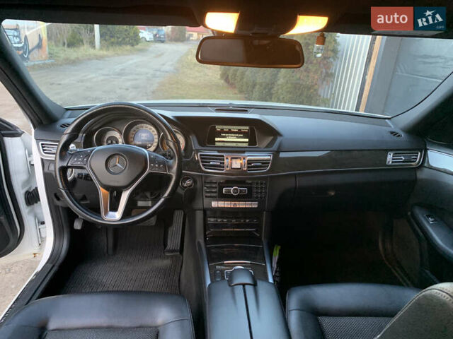 Белый Мерседес Е-Класс, объемом двигателя 2.1 л и пробегом 320 тыс. км за 16800 $, фото 33 на Automoto.ua