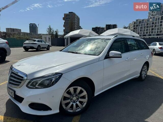 Белый Мерседес Е-Класс, объемом двигателя 2.14 л и пробегом 220 тыс. км за 13300 $, фото 15 на Automoto.ua