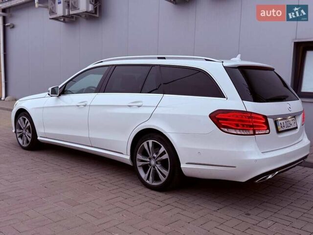 Белый Мерседес Е-Класс, объемом двигателя 2.2 л и пробегом 320 тыс. км за 13900 $, фото 25 на Automoto.ua