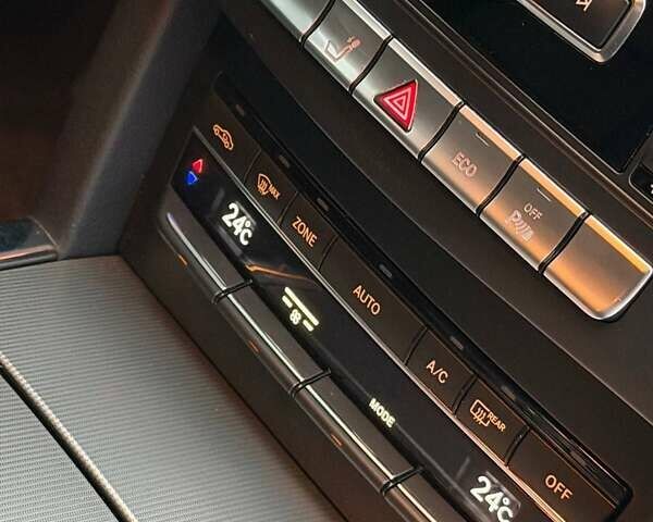 Білий Мерседес Е-Клас, об'ємом двигуна 2.2 л та пробігом 320 тис. км за 14300 $, фото 33 на Automoto.ua