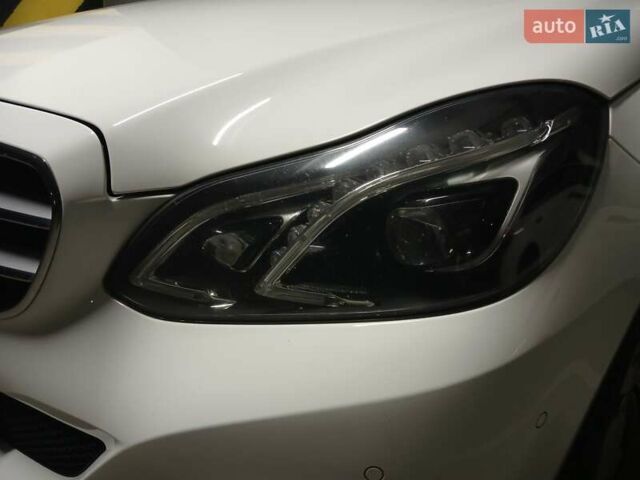 Білий Мерседес Е-Клас, об'ємом двигуна 2.2 л та пробігом 320 тис. км за 14300 $, фото 39 на Automoto.ua