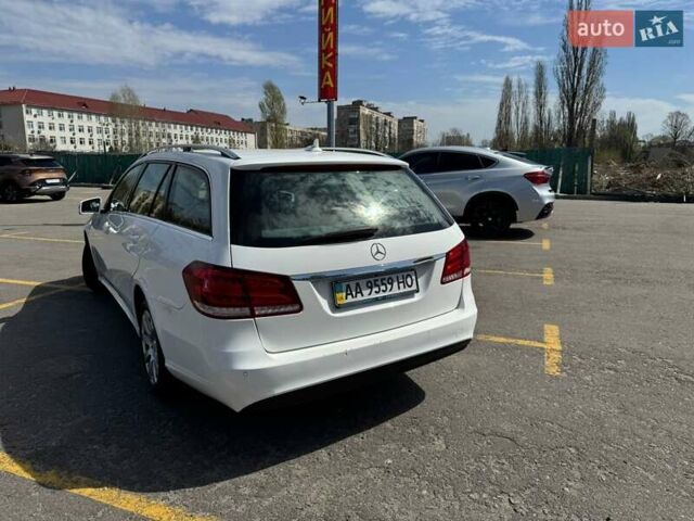 Белый Мерседес Е-Класс, объемом двигателя 2.14 л и пробегом 220 тыс. км за 13300 $, фото 2 на Automoto.ua
