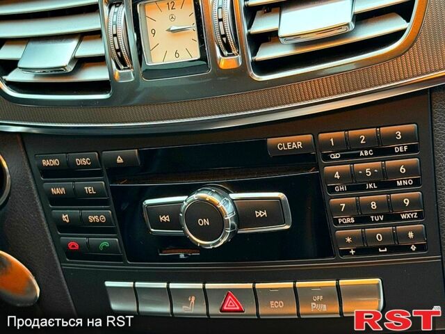 Белый Мерседес Е-Класс, объемом двигателя 2.2 л и пробегом 318 тыс. км за 14300 $, фото 10 на Automoto.ua