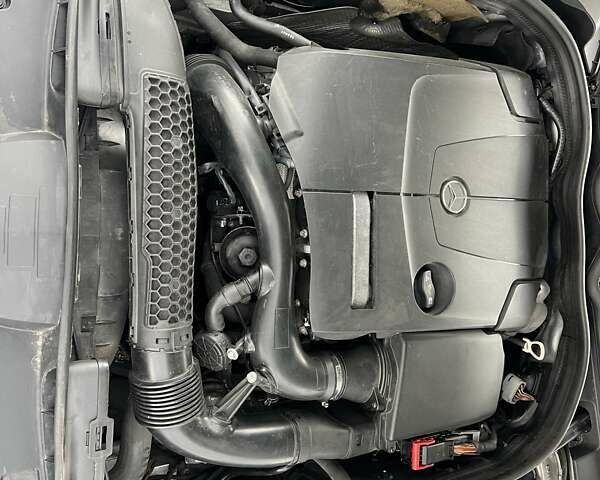Мерседес Е-Клас 2014 у Києві на Automoto.ua Білий Мерседес Е-Клас, об'ємом двигуна 2 л та пробігом 160 тис. км за 16800 $, фото 26 на Automoto.ua