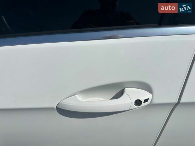 Білий Мерседес Е-Клас, об'ємом двигуна 2.2 л та пробігом 437 тис. км за 13999 $, фото 6 на Automoto.ua