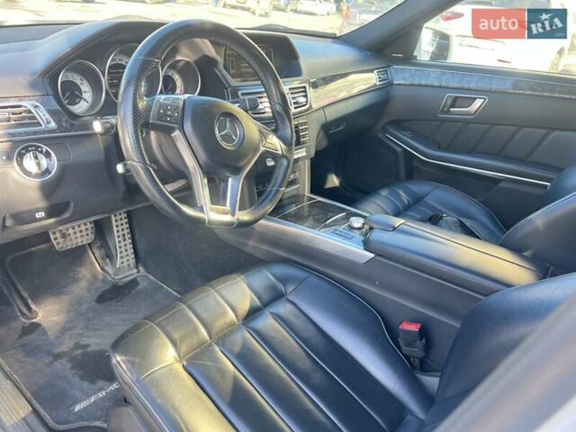 Білий Мерседес Е-Клас, об'ємом двигуна 2 л та пробігом 167 тис. км за 14800 $, фото 15 на Automoto.ua