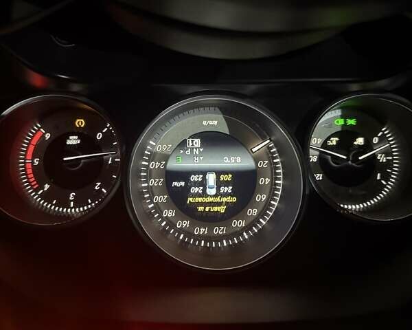 Белый Мерседес Е-Класс, объемом двигателя 2.14 л и пробегом 260 тыс. км за 15500 $, фото 10 на Automoto.ua