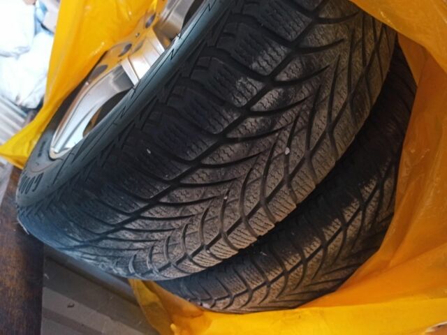 Белый Мерседес Е-Класс, объемом двигателя 0 л и пробегом 125 тыс. км за 10200 $, фото 6 на Automoto.ua