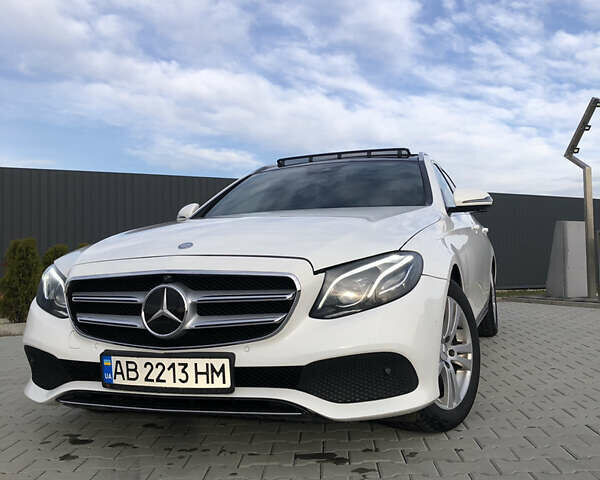 Белый Мерседес Е-Класс, объемом двигателя 1.95 л и пробегом 245 тыс. км за 20999 $, фото 14 на Automoto.ua