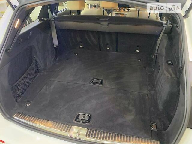 Белый Мерседес Е-Класс, объемом двигателя 3 л и пробегом 79 тыс. км за 33200 $, фото 22 на Automoto.ua