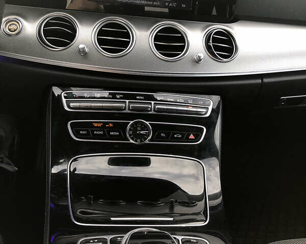 Белый Мерседес Е-Класс, объемом двигателя 1.95 л и пробегом 245 тыс. км за 20999 $, фото 26 на Automoto.ua