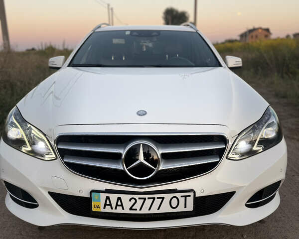 Белый Мерседес Е-Класс, объемом двигателя 3 л и пробегом 232 тыс. км за 20000 $, фото 5 на Automoto.ua