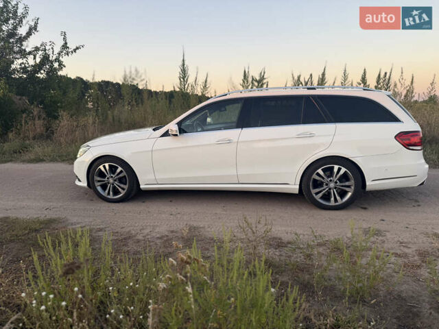 Белый Мерседес Е-Класс, объемом двигателя 3 л и пробегом 232 тыс. км за 20000 $, фото 18 на Automoto.ua