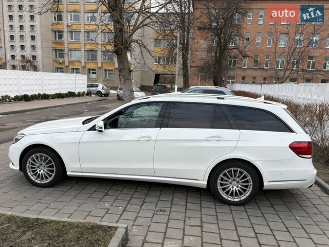 Білий Мерседес Е-Клас, об'ємом двигуна 3 л та пробігом 240 тис. км за 25000 $, фото 2 на Automoto.ua