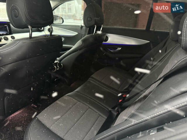 Білий Мерседес Е-Клас, об'ємом двигуна 2 л та пробігом 280 тис. км за 26499 $, фото 45 на Automoto.ua