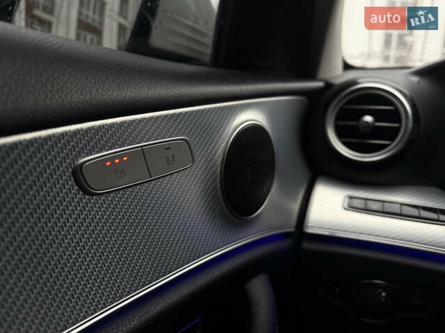 Білий Мерседес Е-Клас, об'ємом двигуна 2 л та пробігом 280 тис. км за 26499 $, фото 41 на Automoto.ua