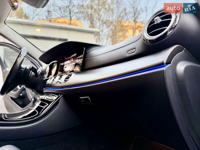 Белый Мерседес Е-Класс, объемом двигателя 2.14 л и пробегом 366 тыс. км за 22999 $, фото 67 на Automoto.ua