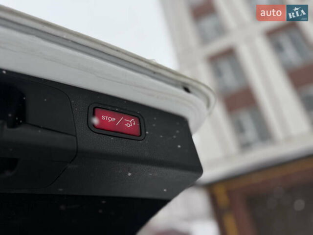 Білий Мерседес Е-Клас, об'ємом двигуна 2 л та пробігом 280 тис. км за 26499 $, фото 47 на Automoto.ua