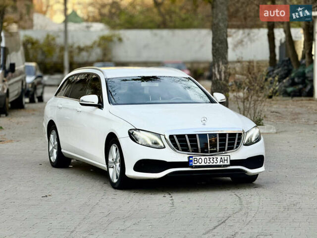 Белый Мерседес Е-Класс, объемом двигателя 2.14 л и пробегом 366 тыс. км за 22999 $, фото 5 на Automoto.ua
