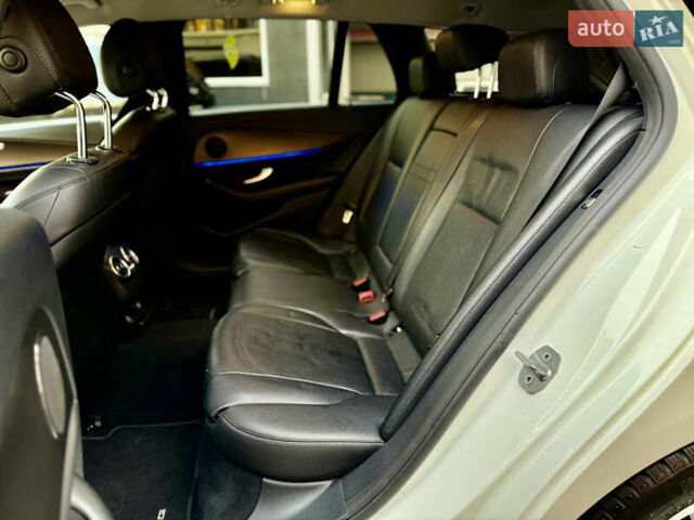 Белый Мерседес Е-Класс, объемом двигателя 2.14 л и пробегом 366 тыс. км за 22999 $, фото 46 на Automoto.ua