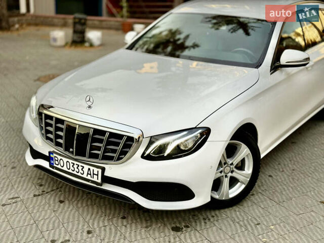 Белый Мерседес Е-Класс, объемом двигателя 2.14 л и пробегом 366 тыс. км за 22999 $, фото 14 на Automoto.ua