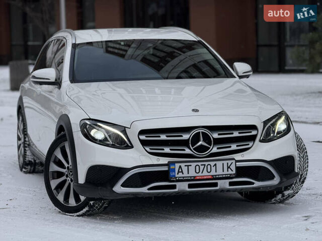 Білий Мерседес Е-Клас, об'ємом двигуна 2 л та пробігом 280 тис. км за 26499 $, фото 9 на Automoto.ua