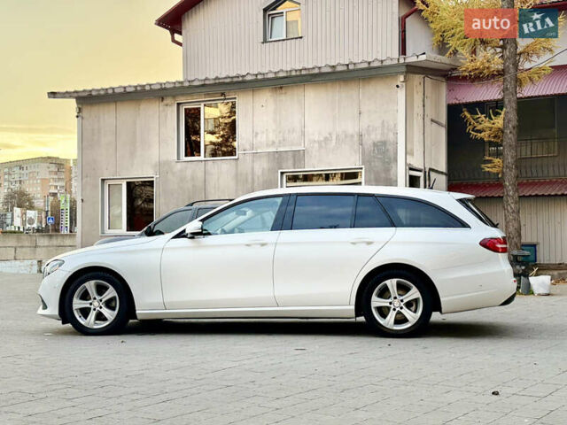 Белый Мерседес Е-Класс, объемом двигателя 2.14 л и пробегом 366 тыс. км за 22999 $, фото 20 на Automoto.ua