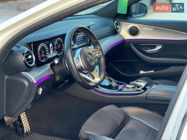 Білий Мерседес Е-Клас, об'ємом двигуна 1.95 л та пробігом 198 тис. км за 28000 $, фото 12 на Automoto.ua